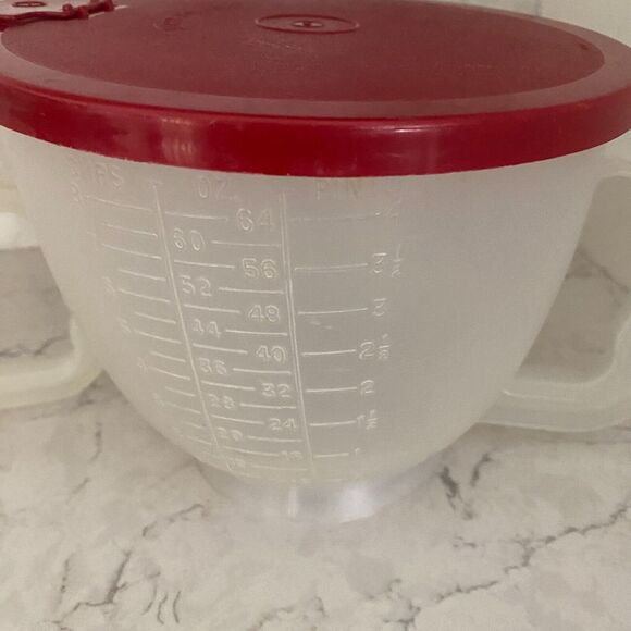 Tupperware Classic Mix-N-Store Measuring Pitcher Set with Red Lid - 1 & 2 Qt. - Picture 3 of 11